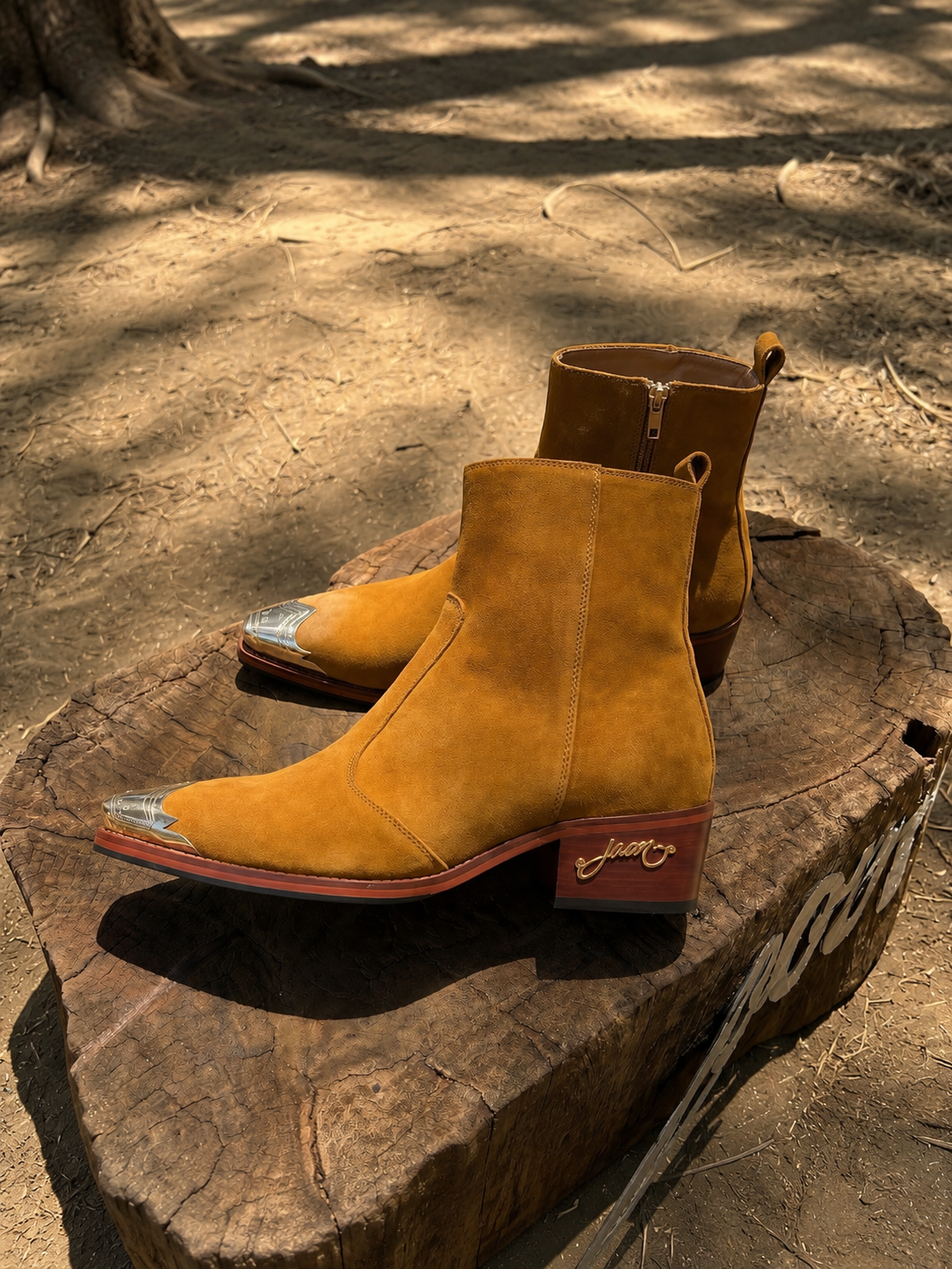 TAN STEEL TOE